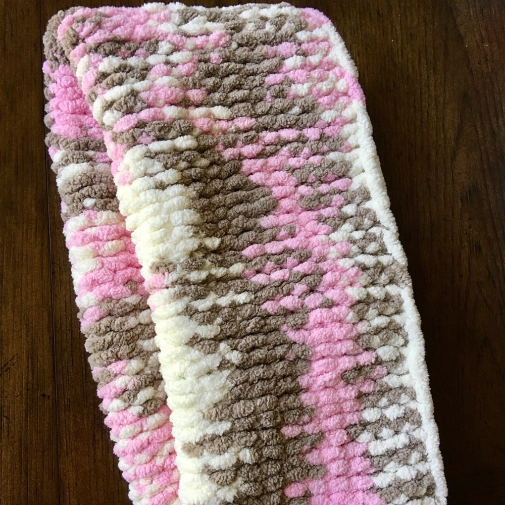 Handmade Infinity 🧶 Knitted Scarf mouth mask 😷